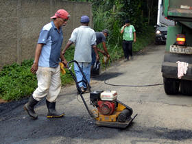 Recuperao do pavimento das estradas do 3 distrito - Foto: AsCom PMT